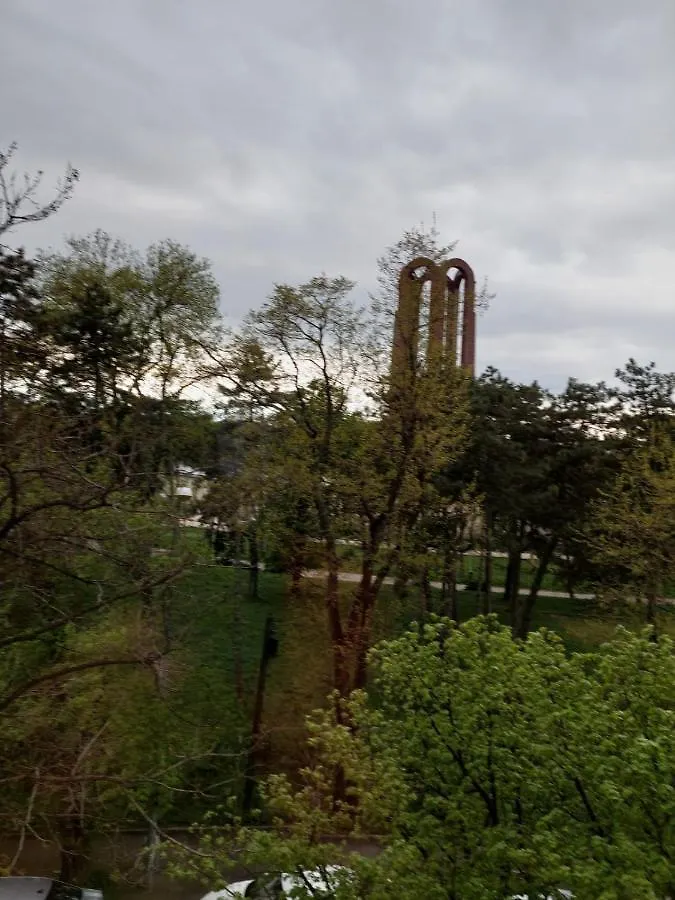 Between Parks - King Bed - Central - Football Field Bukarest Apartment